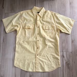 Against The Elements Shirt Button Up Yellow Cotton Fish Shark Pockets Size L